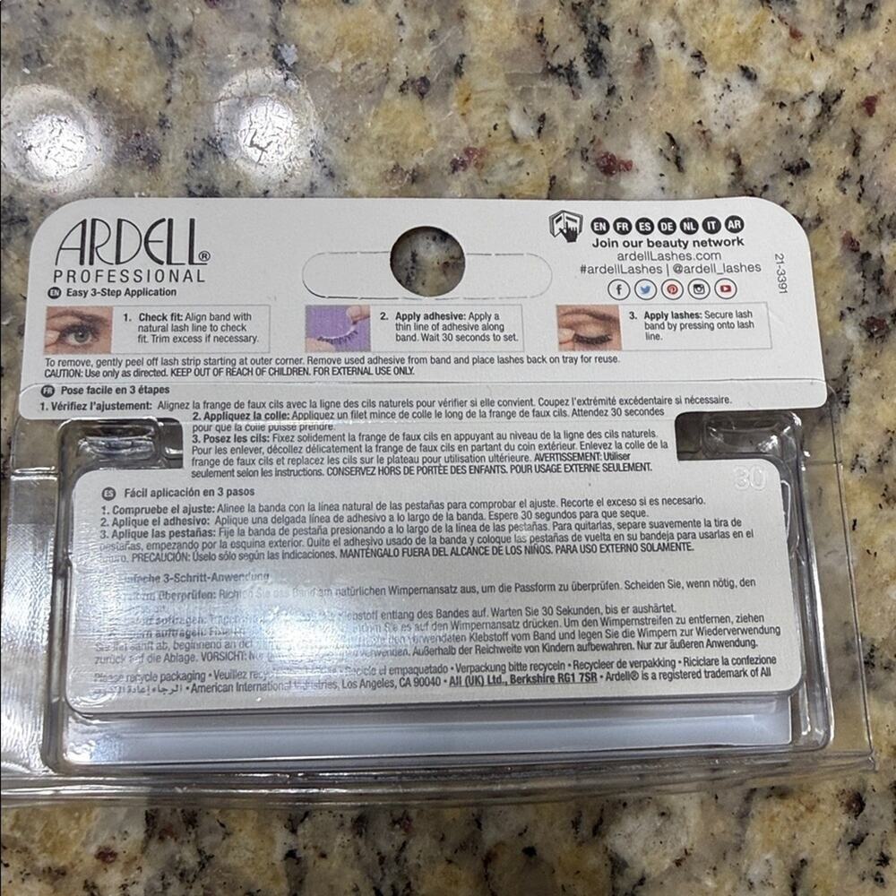 Ardell Strip False Lashes - Double Up Demi Wispies - Picture 2 of 2